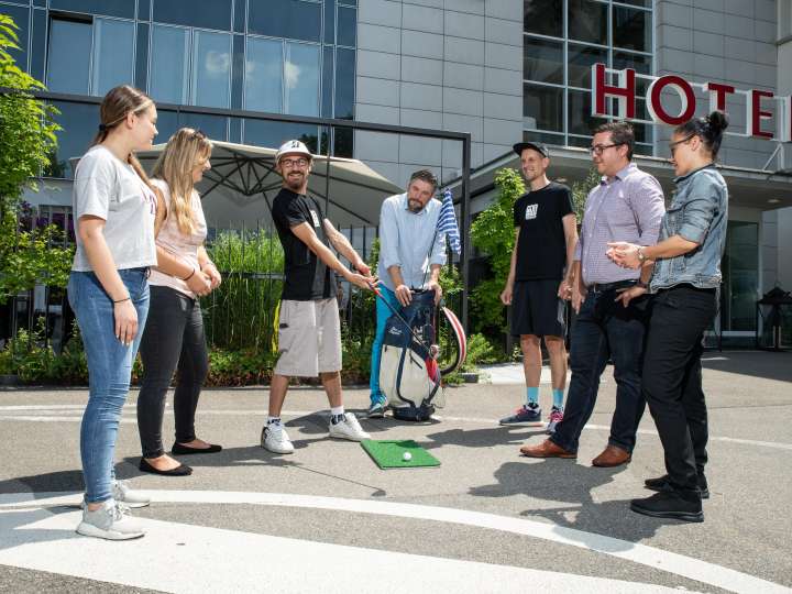 Urban Hotel-Golfing