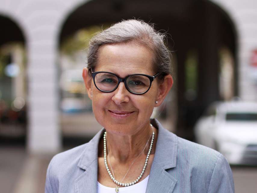 Anita Martinecz Fehér, Gesamtprojektleiterin KMU und Innovation über das erste Projektjahr Anita Martinecz Fehér, Gesamtprojektleiterin KMU und Innovation über das erste Projektjahr