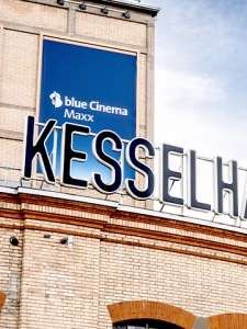 blue Cinema Maxx