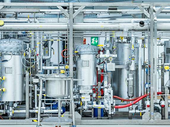 Worn Again nimmt in Winterthur Textil-zu-Faser-Accelerator in Betrieb